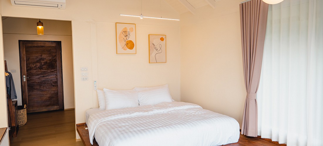 Luna Room