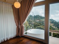 Luna Room